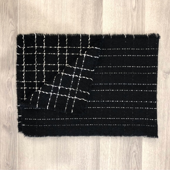 Tweed Look Scarf - Picture 2 of 7